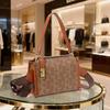 Borsa a Spalla e Crossbody da Donna Monogramma Retrò 2026 - Moda Europea e Americana