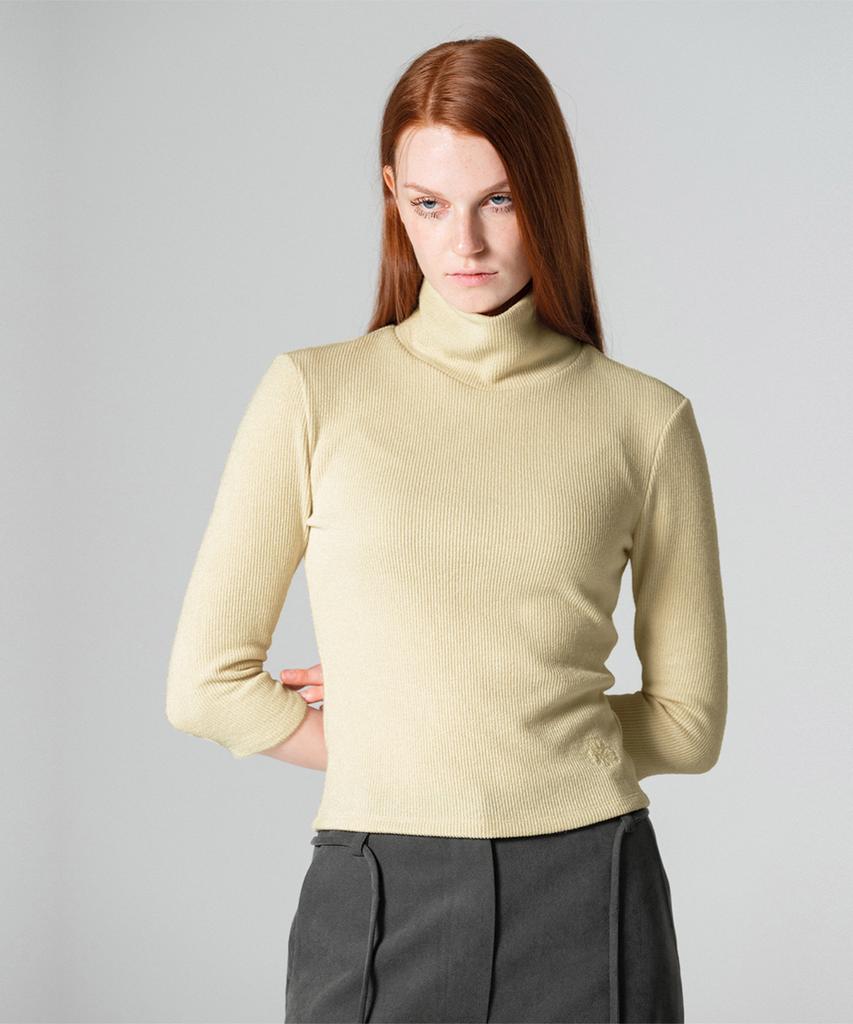 WOVEMENT Three-Quarter Sleeve Turtle Neck Top Lightyellow Wbcftp001Ly