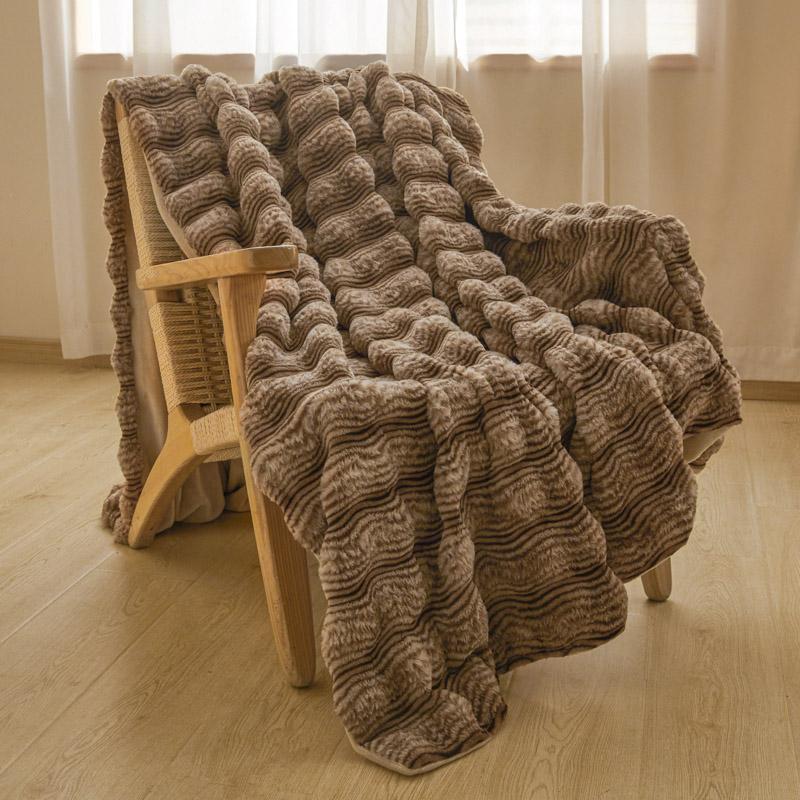 

Luxury Solid Color Faux Rabbit Fur Blanket Winter Thickened Warm Faux Fur Blanket Soft Fluffy Throws Blankets for Sofa Bed Naps 1.0x1.6m Kid Size