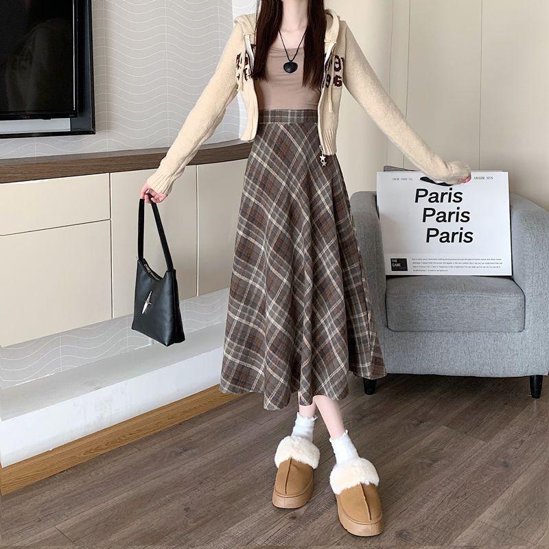 Coffee Wool Plaid Skirt for Women with High Waist Slim Skirt for A-line Midi-length Umbrella Skirt