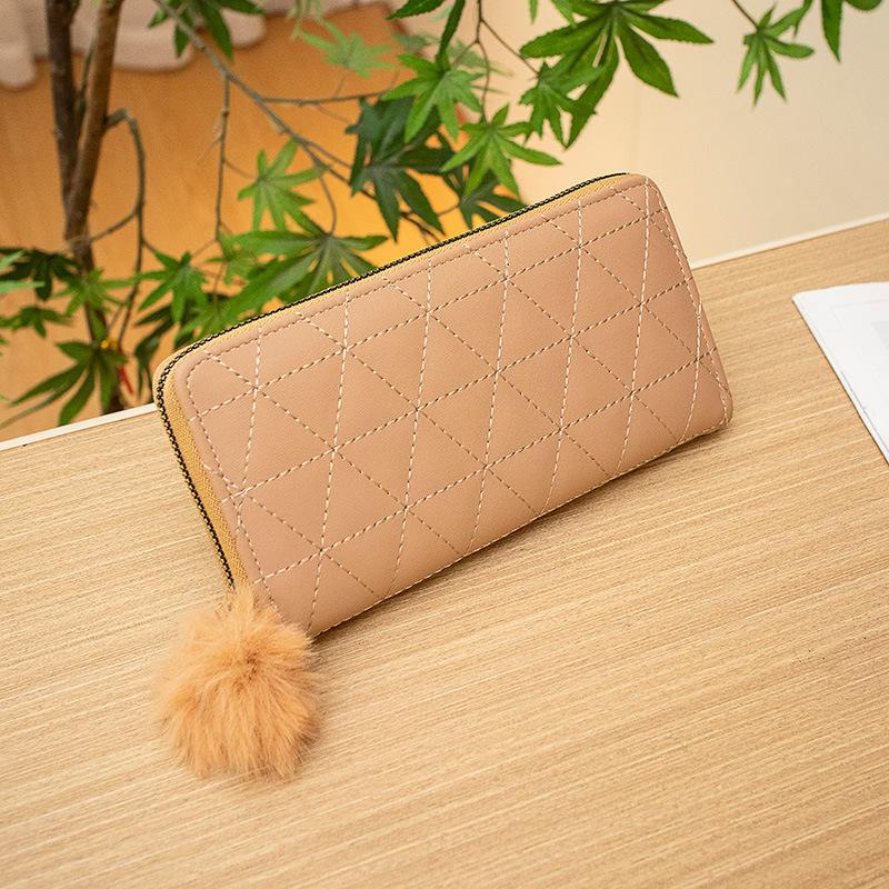 New fashionable medium and long embroidered rhombus women's wallet multi-card clutch bag
