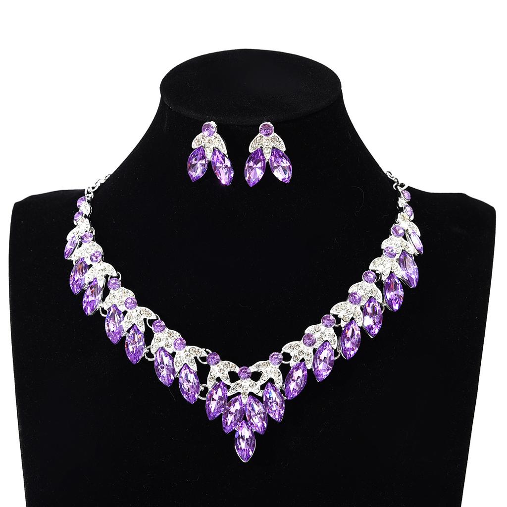 Vintage Exaggerated Leaf Necklace Earrings Set Crystal Gemstone Collarbone Chain Women's Two-piece Fashion Accessories