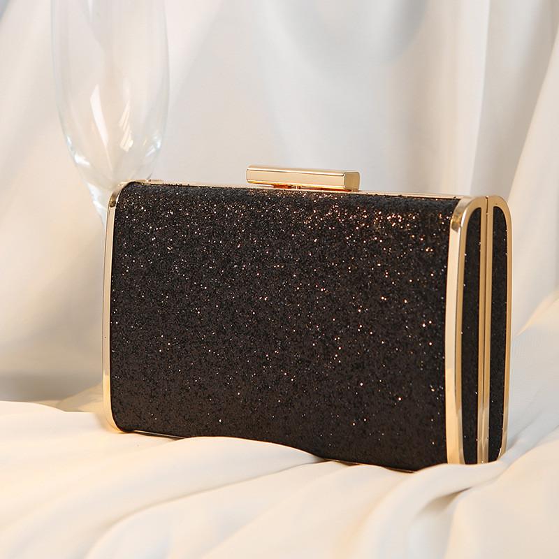 Borsa a tracolla clutch scintillante con catena e chiusura a lucchetto per serate