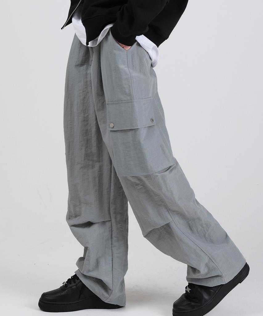 WHEN YOU MOVE Parachute Nylon Cargo Pants A Grey