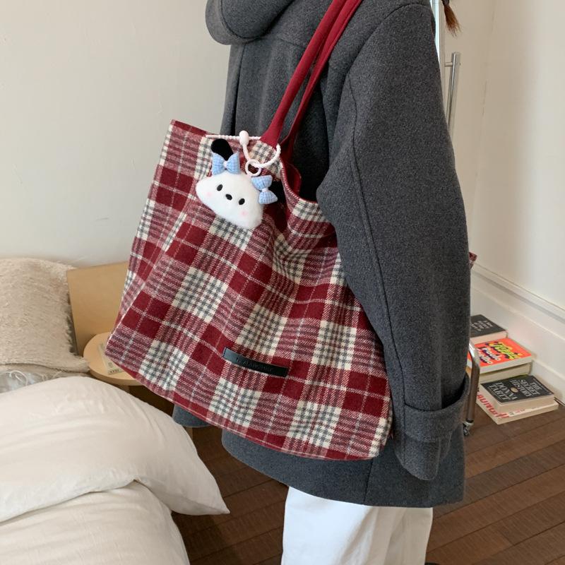 Retro Simple and Fashionable Large-capacity Tote Bag 2025 Casual Personalized Shoulder Bag Autumn and Winter New Women's Bag