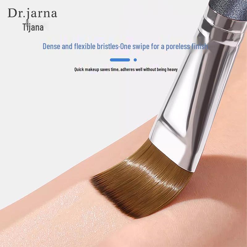 Tijana Flat-Top Foundation & Contour Brush - Non-Absorbent, Precise Eyeliner & Makeup Application