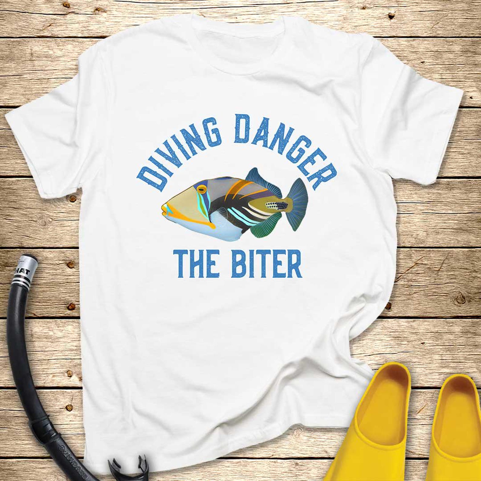 Triggerfish Diving Danger T-Shirt | Tropical Marine Fish Illustration S