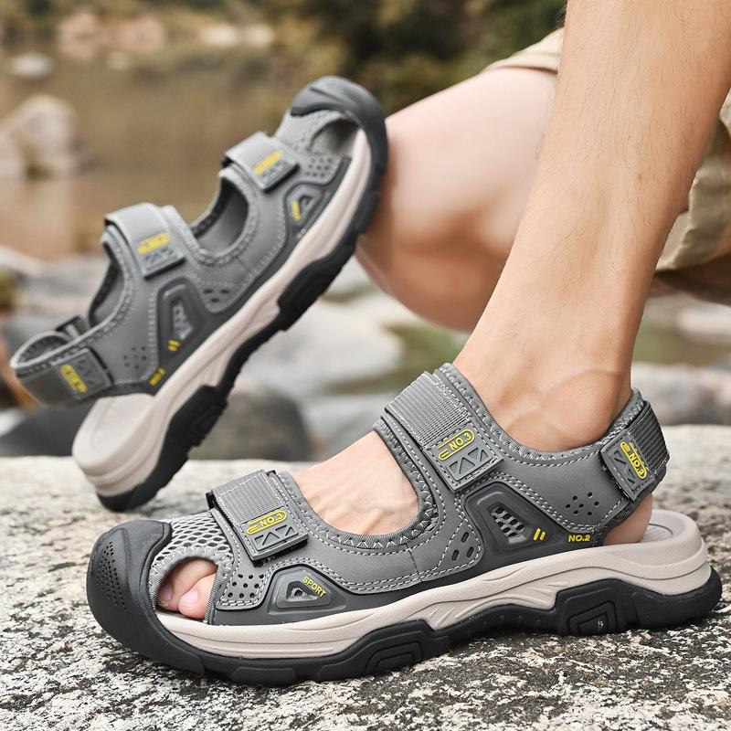 Sandals men's summer fashion outdoor going out Baotou quick-drying beach shoes non-slip breathable wear-resistant couple cool slippers