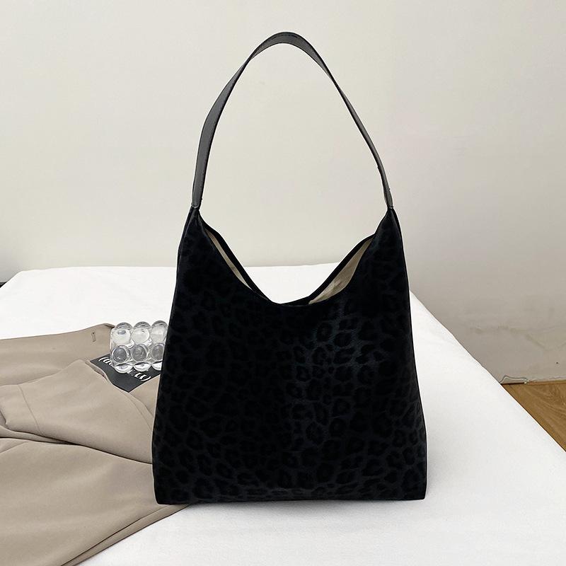

Casual retro leopard print bag women s versatile new large-capacity tote bag commuter underarm shoulder bag