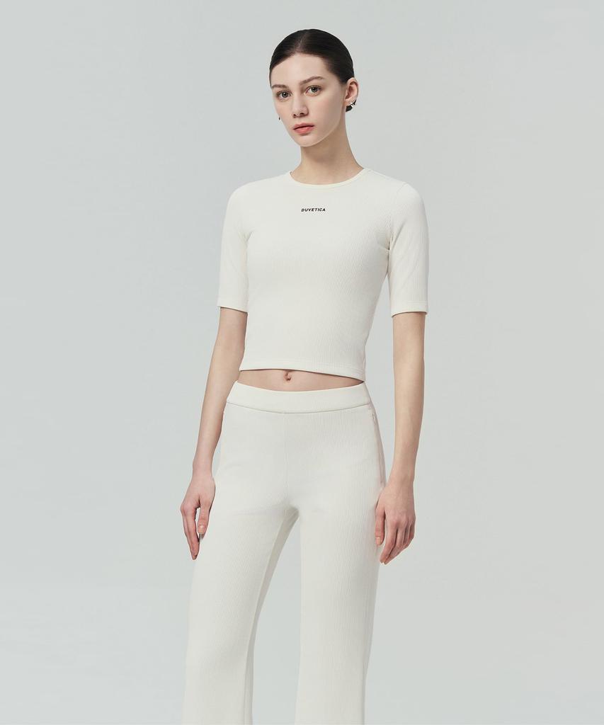 DUVETICA Ola Crop (Light Ivory) (Women'S Short Sleeve T-Shirt)