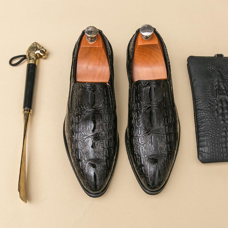 Korean Version of British Trend Men's Casual Leather Shoes Breathable One-pedal Loafers Hairstylist Pointed Small Leather Shoes