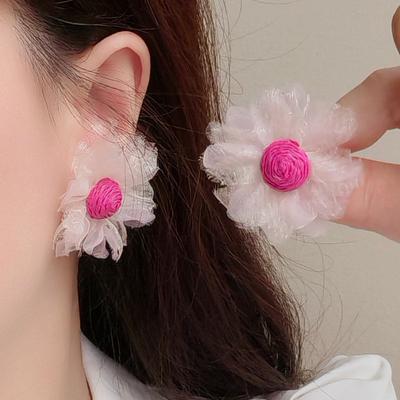Summer Seaside Photo Earrings 2026 Super Fairy Mesh Flower Straw Rose Minimalist Temperament Versatile Fashion Studs