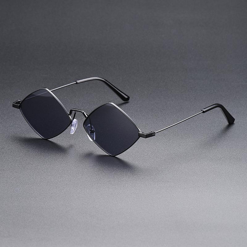 European & American Retro Diamond-Shaped Metal Sunglasses - Trendy Irregular Design for Men & Women