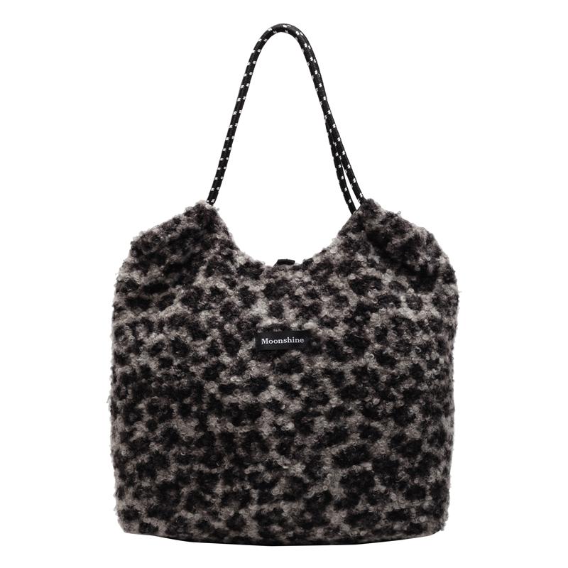 

2025 Casual Fashionable New Leopard Pattern Shoulder Bags Large Capacity High Quality Personality Crossbody Bags for Women зелений