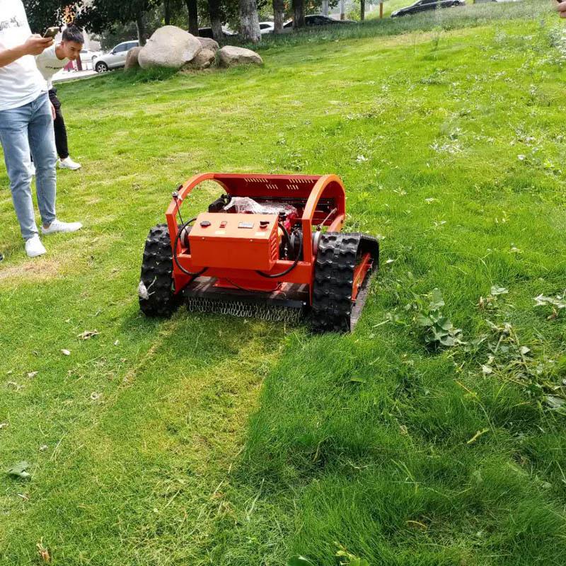 Remote Control Crawler Slope Mower: Four-Stroke Lawn Trimming & Weeding Machine