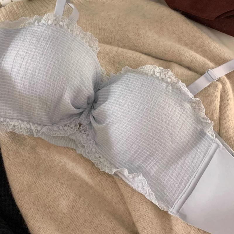 Women Light Blue Textured Lace Bra with Bow Detail and Adjustable Straps