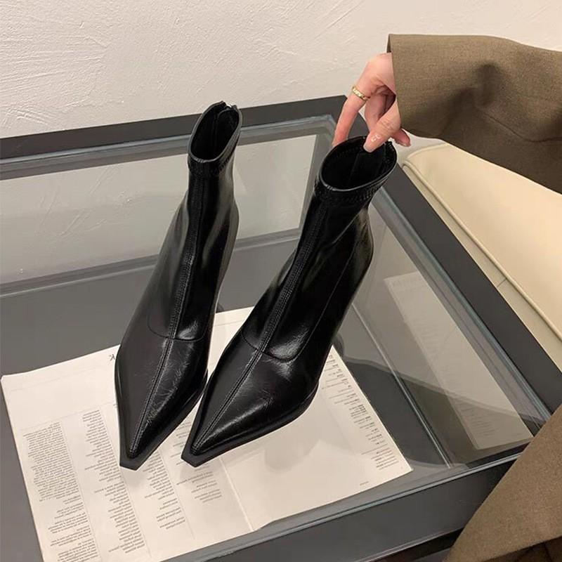 Botines cortos de tacón alto de punta para mujer, tacón fino, cremallera trasera, 2025 nuevo otoño e invierno, piel charol negra, botines finos premium