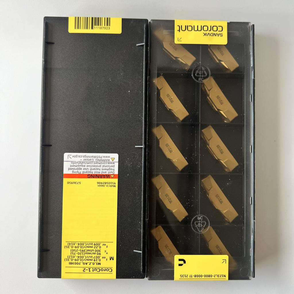 SANDVIK / N123L2-0800-0008-TF 2135 / Original Swedish hard alloy blade 10 Pcs