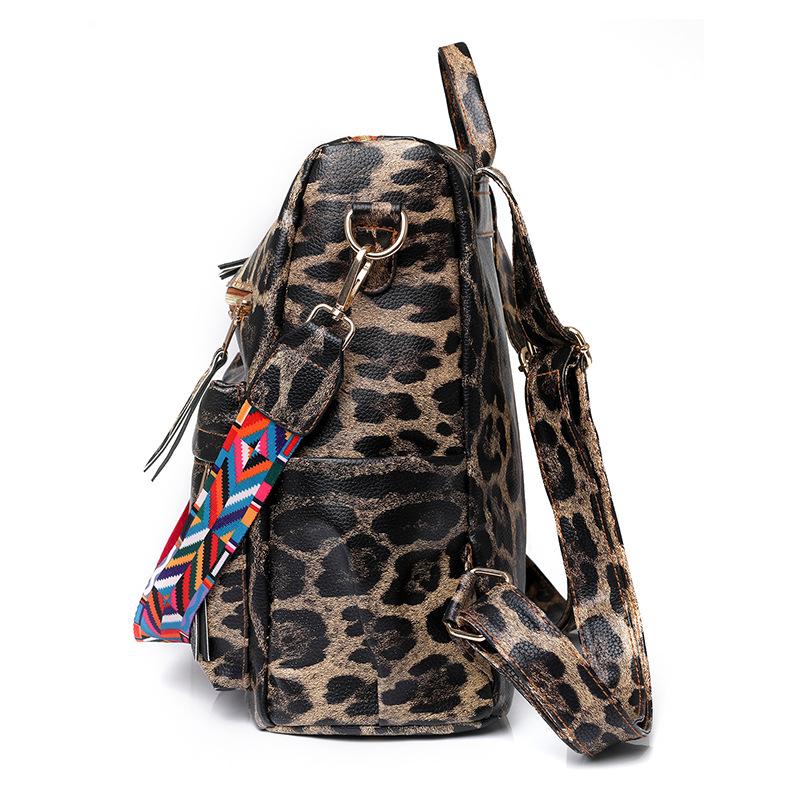 Large-capacity Women's Trendy Leopard Print Backpack Fashionable Women's Bag