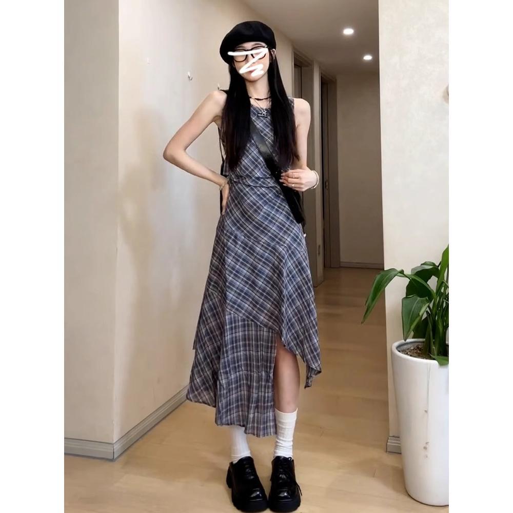 Retro Plaid Dress Women's Summer Temperament Waist Vest Skirt Design Sense Niche Irregular A-shaped Skirt Long Skirt