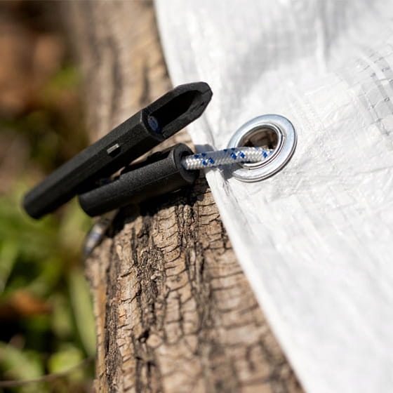 White tarpaulin cover 2x3m Durable protection