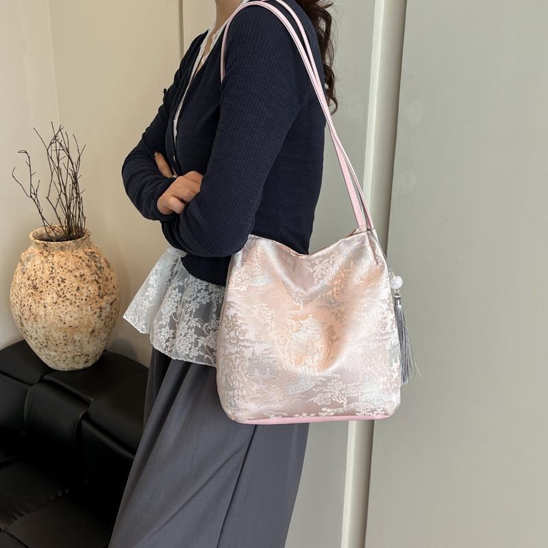 Traditional Pattern Embroidered Crossbody Bag With Internal Phone Pocket For Casual Outings