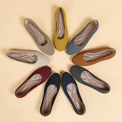 Y2 Women's Plus Size Knit Soft Sole Flat Shoes (Sizes 41-44) - Solid Color, Round Toe, Low-Cut, Old Beijing Style.