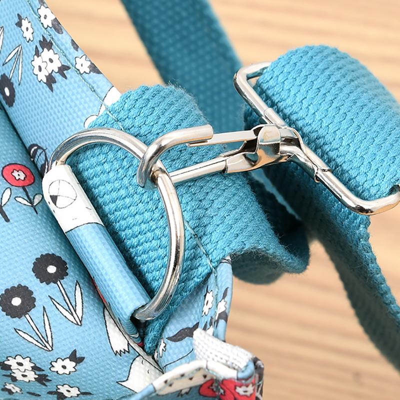 Large Capacity Waterproof Lunch Bag  Portable Shoulder Bag with Cartoon Animal Prints In Oxford Cloth  Storage Bag for Travel