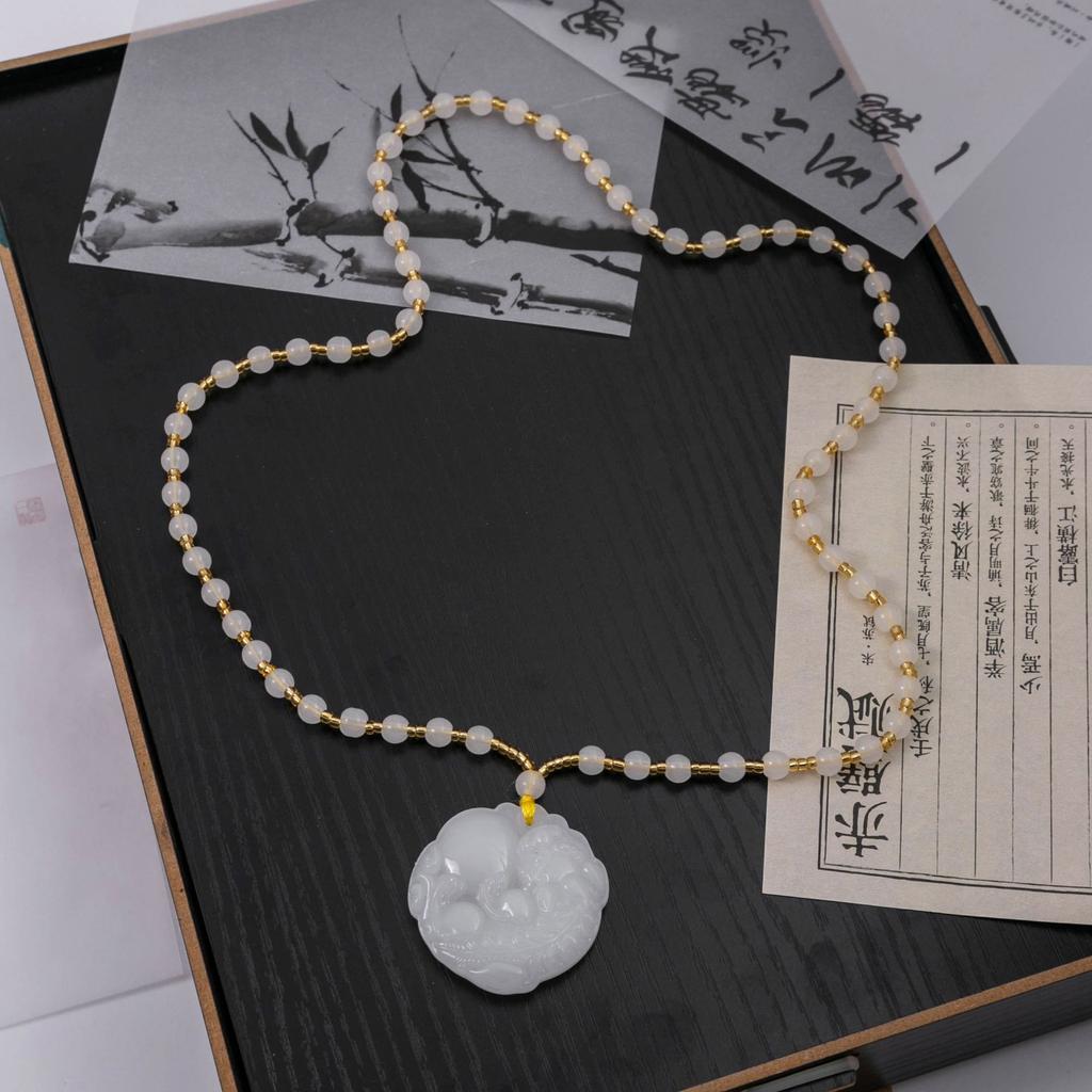 Imitation Hetian Jade Men'S And Women'S Pendants, National Style Pixiu Design Sense Jade Pendant Beaded Sweater Chain Necklace