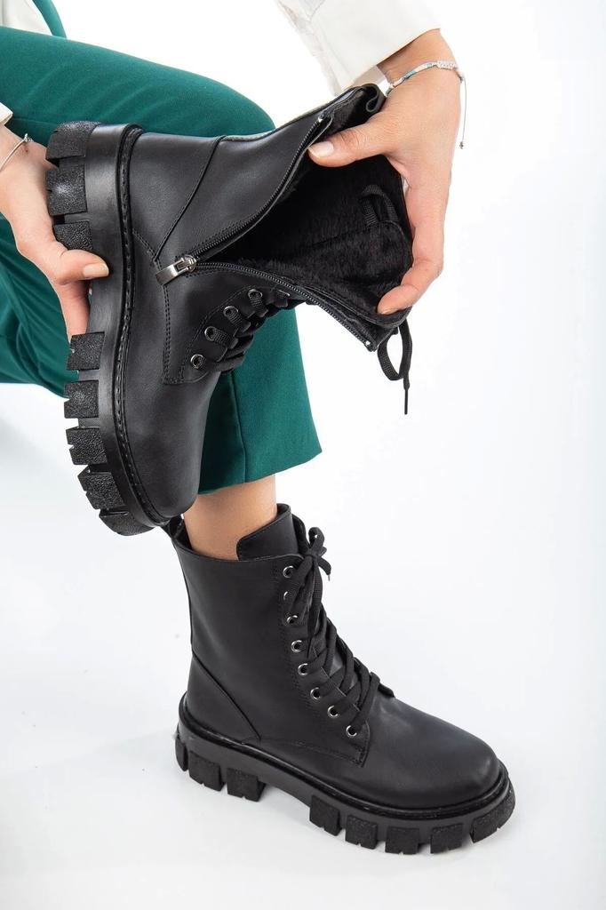 Women Modern Stylish Fashion Black Thermo Non-Slip Side Elastic Zipperless Laceless Stitched Sole Waterproof Boots