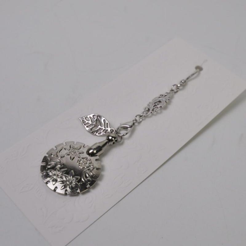 Round Shaped Metal Thread Cutter Pendant Yarn Cutter Sewing Tool Accessories for Professional