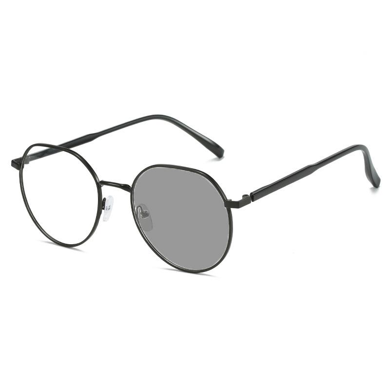 Trendy Anti Blue Light Glasses Women Retro Round Metal Frame Blue Rays Blocking Photochromic Eyewear