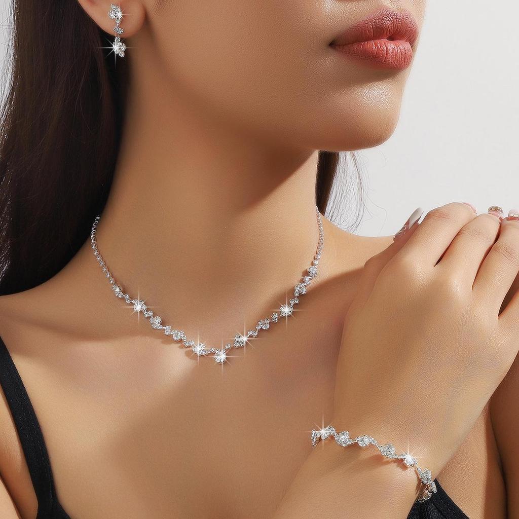 High-End Women's Jewelry Set: Bridal Necklace, Earrings, Bracelet & Ring