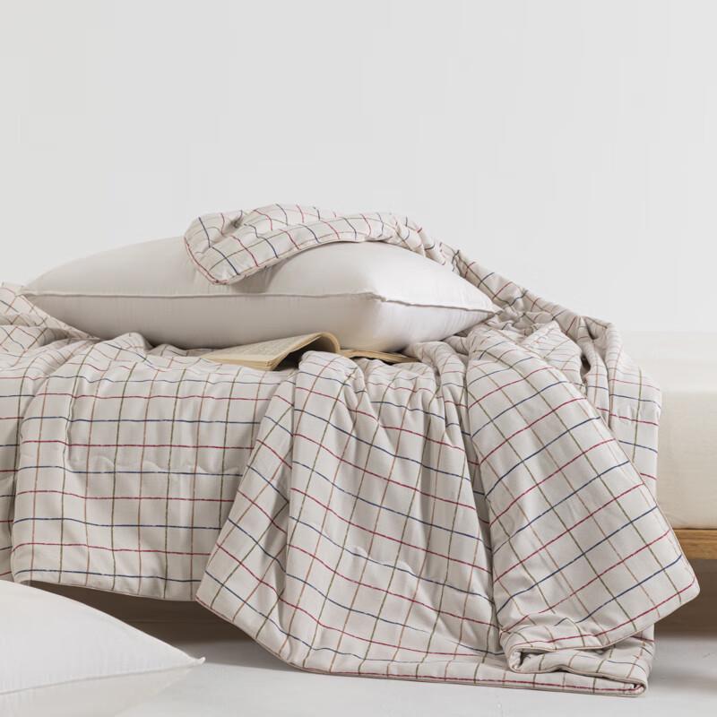 Muji Textured Summer Quilt