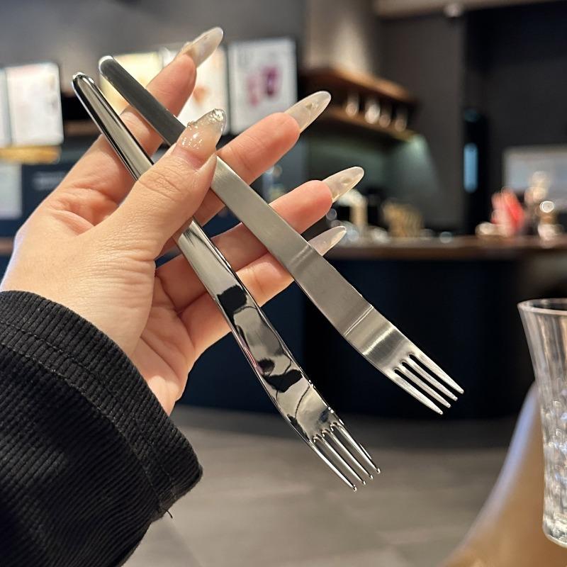 Kitchen Special Stainless Steel Fruit Fork Thickened Dessert Cake Mooncake Fork Salad Fruit Pick for Home Restaurant Daily Use