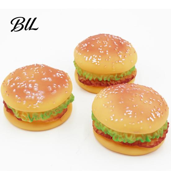Jouet à mâcher Burger réaliste 2PCS Chien Siffleur Forme Vinyle Non Toxique Animaux de compagnie Jeu Interactif pour le Nettoyage des Dents et l'Activité