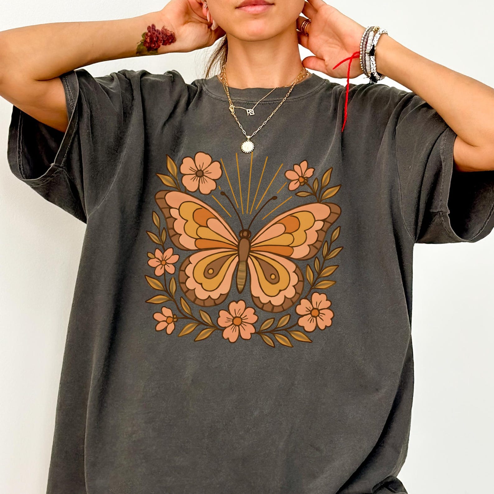 Retro Butterfly Shirt, Comfort Colors Butterfly Tee, Boho Wildflowers Tshirt, Boho Floral Tshirt, Retro Flowers Shirt, Floral Nature Shirt 3XL