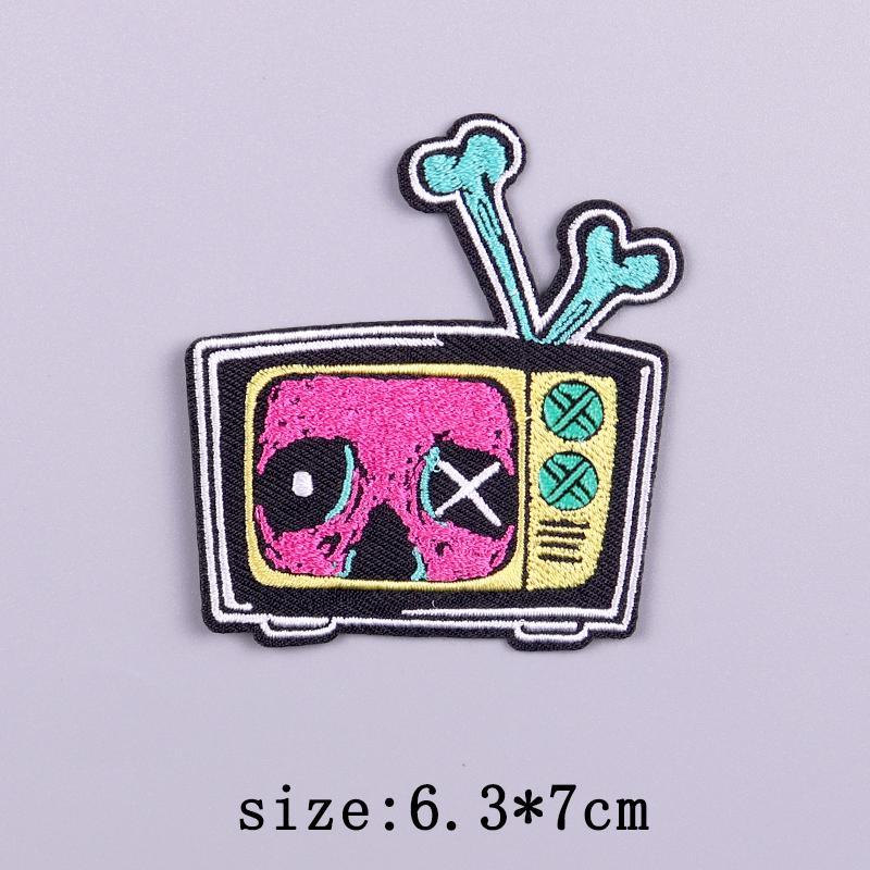 Punk Embroidery Patch Iron-On Patches For Clothing Thermoadhesive Patches On Clothes Letters Flame Embroidered Patch For Clothes