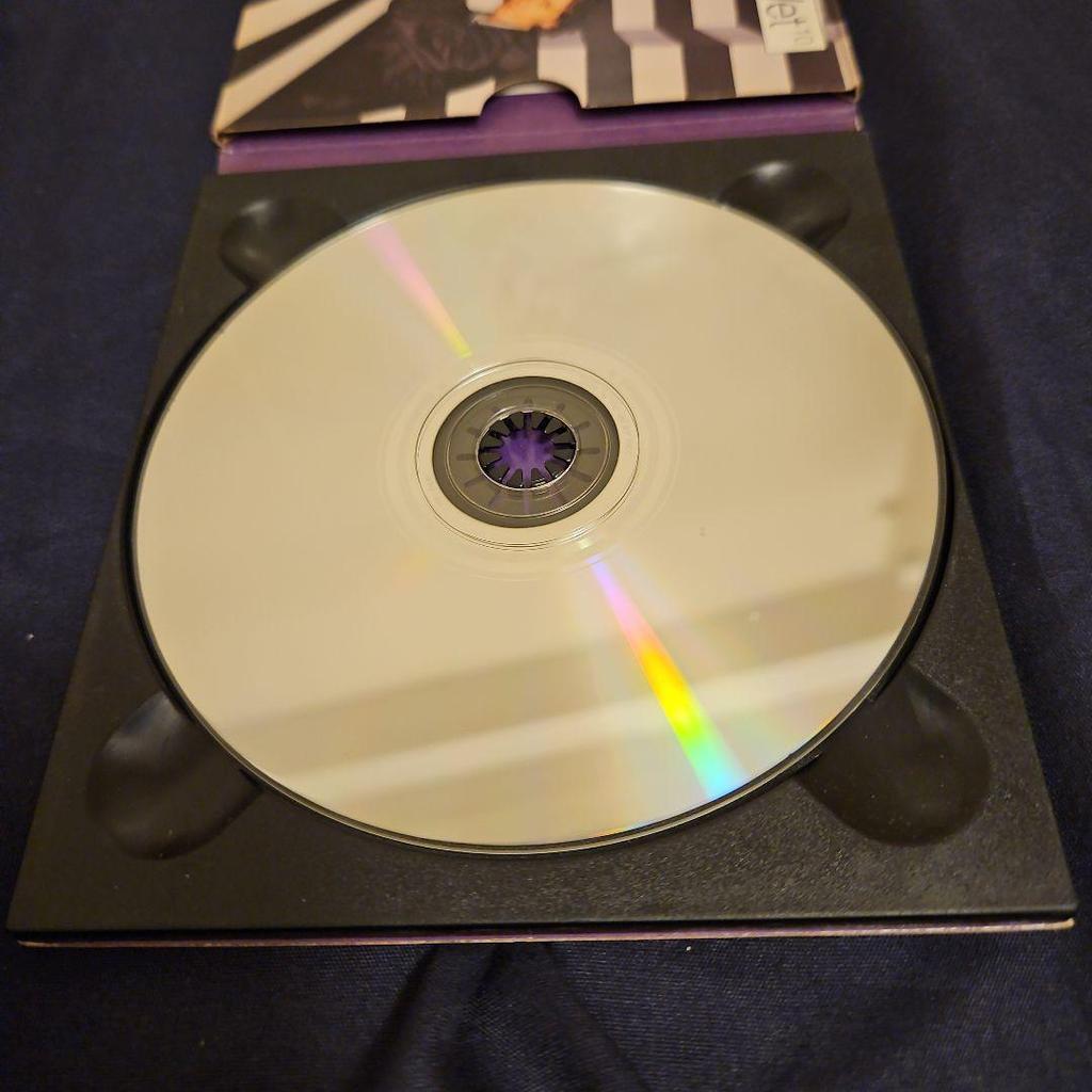 [USED] WET WET WET Strange