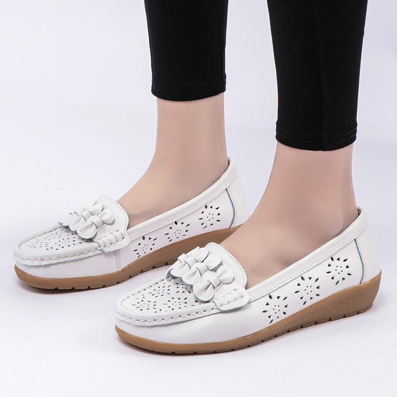 Women's Flats Moccasins Driving Shoes Casual Walking Minimalist Soft Summer Hollow Flower Shoes for Students Girl Over Sized