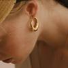 Geometrische Statement Kreis Creolen C-Form Schmuck für Frauen Mädchen Trendige Metalltextur 18 K Vergoldete Ohrstecker Accessoires