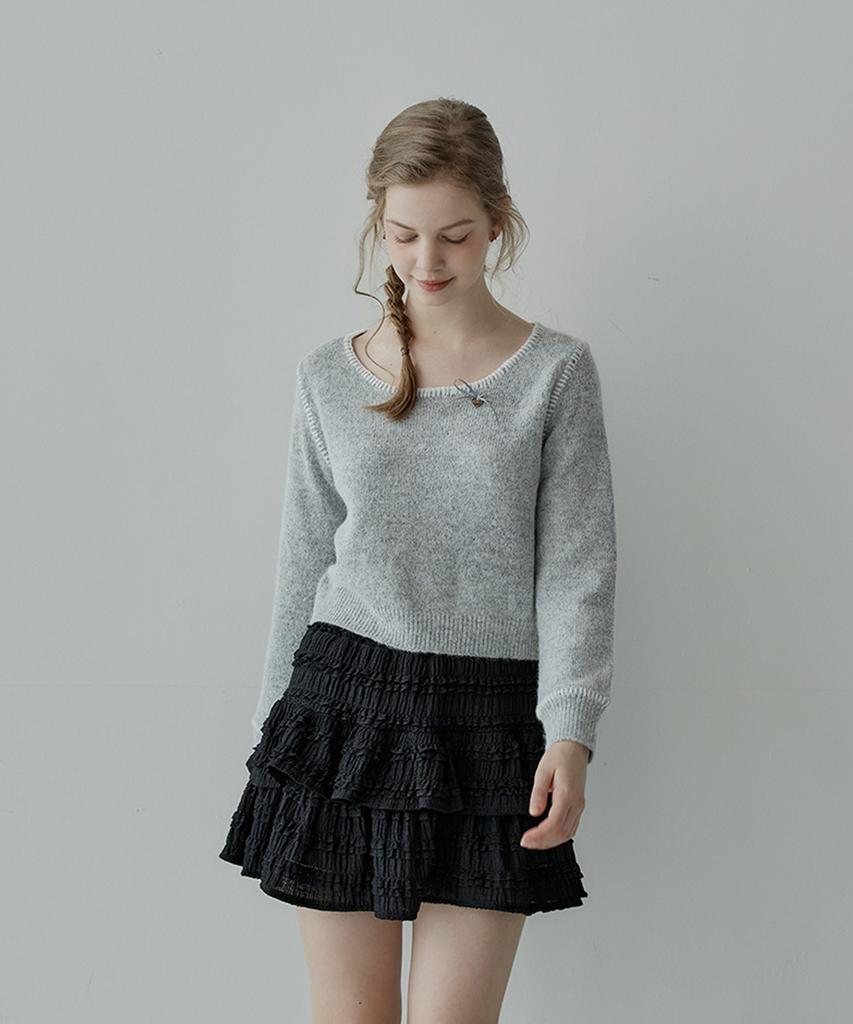 HYBERNAT Ribbon Stitching Knit Top
