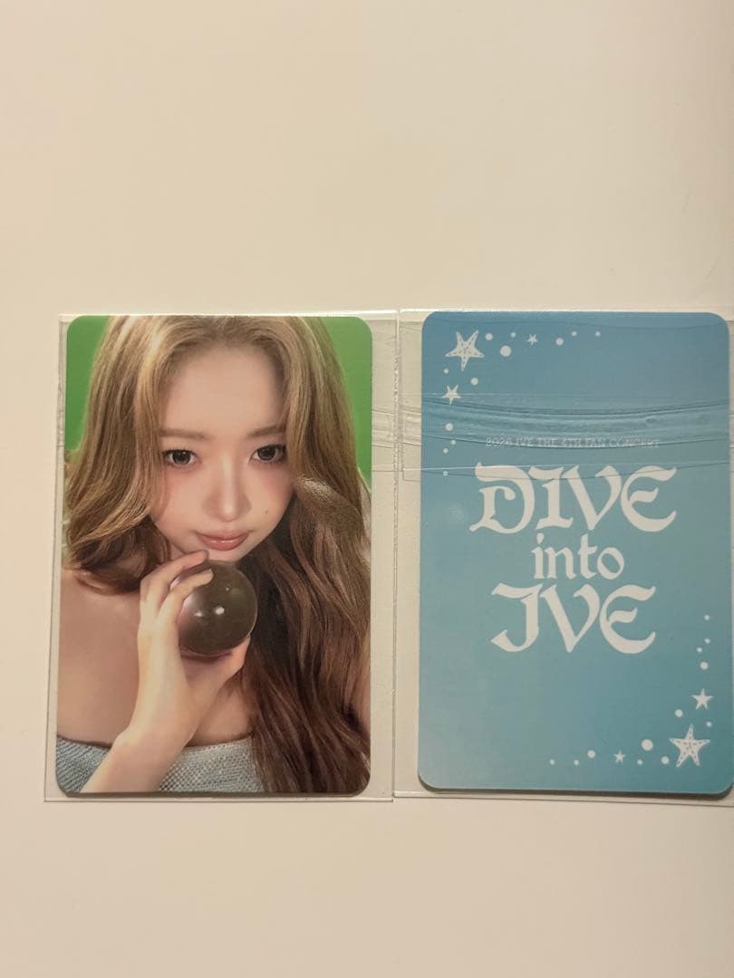 [USED] IVE (Korean fan concert) bonus item: trading card - Ray