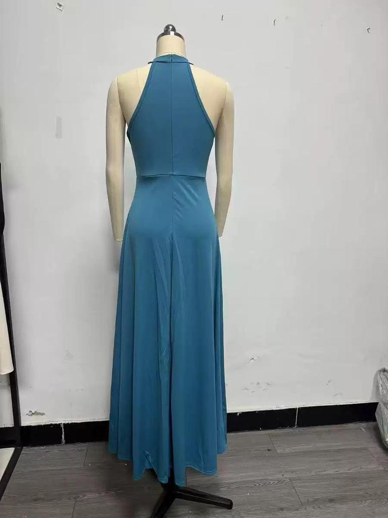 Women's Halterneck Sexy Evening Gown - Summer 2026 Slit Banquet Long Dress, Solid Color Formal Wear