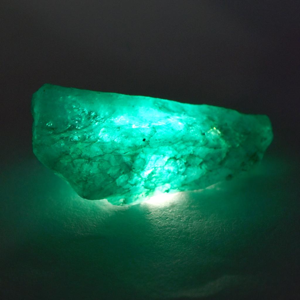 Smeraldo Verde Naturale 168 Carati Certificato Grezzo Non Tagliato Pietra Preziosa Sfusa