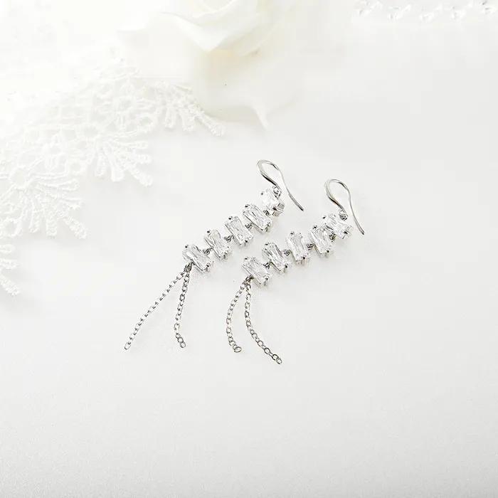 Crystal Chain Earrings PGBE0173
