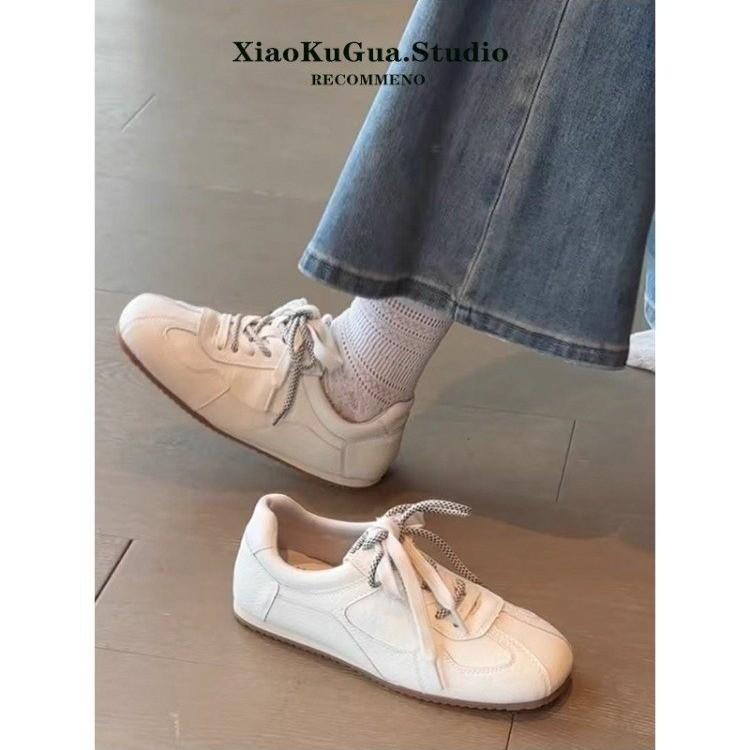 

BK inner height increase German training shoes women s 2025 autumn leather soft sole casual versatile sports not tired feet white shoes 40