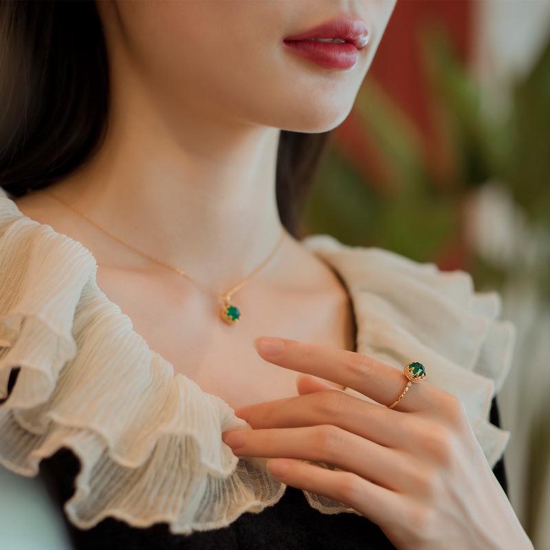 2022 Japanese Retro Green Agate Lace Ring for Women, S925 Silver Muslim Design