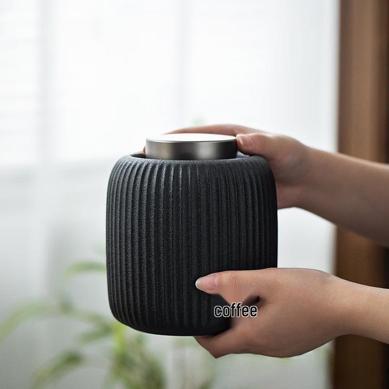 Yipan Ceramic Tea Storage Jar