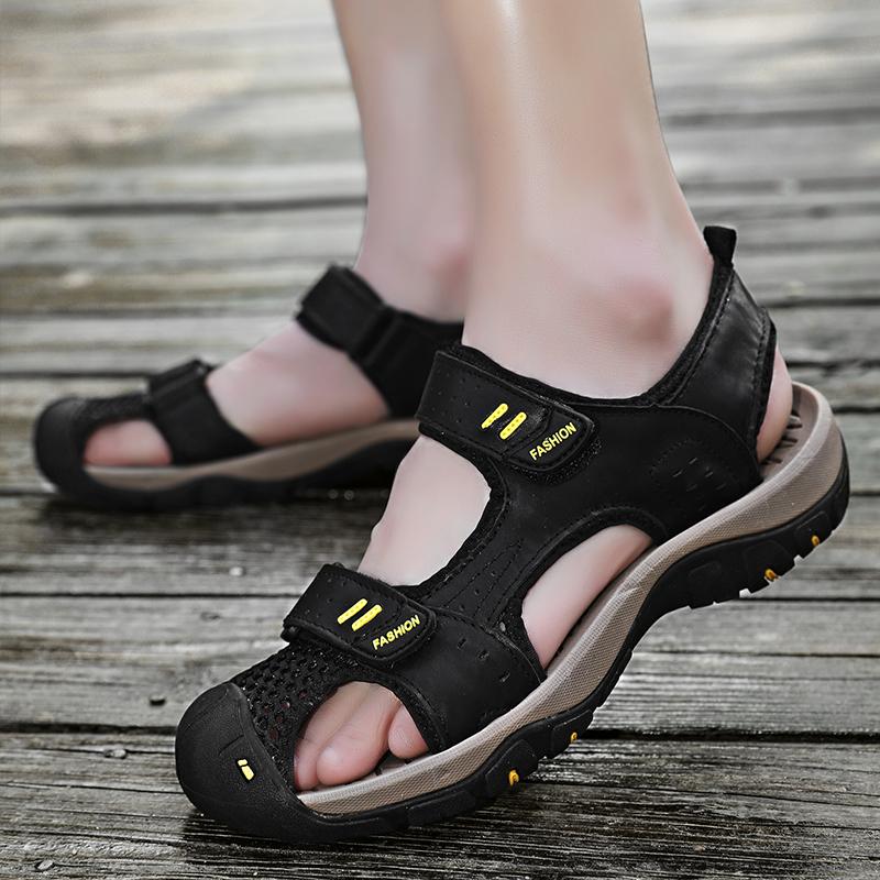 Fashion Summer Men's Breathable Flats Soft Slip-On Sandals Lightweight Outdoor Walking Shoes Non-Slip Comfortable Beach Luxury Sandals